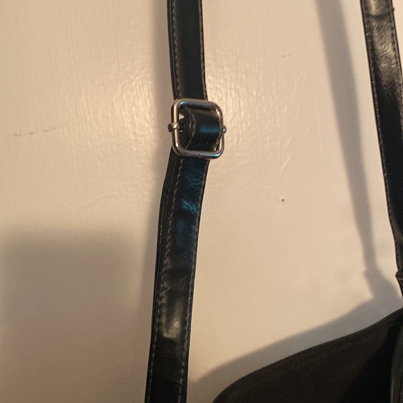 Adjustable over shoulder/crossbody purse - Picture 5 of 6